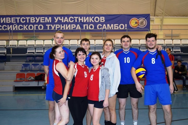 Традиционный турнир по волейболу